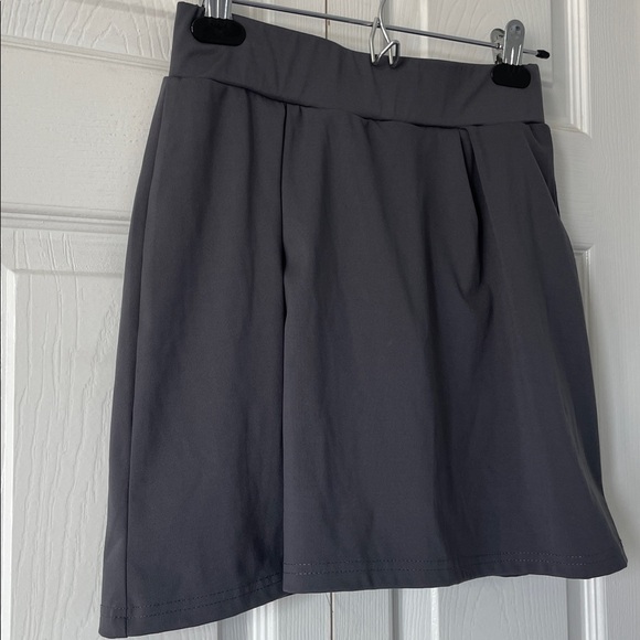 Starting Point Performance Skirt - Picture 4 of 6